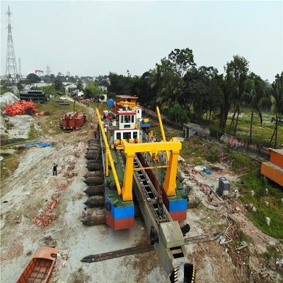 26 Inch Cutter Suction Dredger met Cumins/Weichai Diesel motor Op maat gemaakte aanvraag
