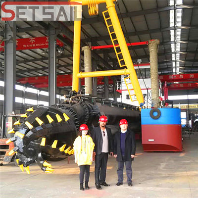 Op maat gemaakte en hydraulische dieselmotor snijmachine Zuigdrager Capaciteit 160m3- 5000m3