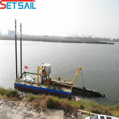 Totale breedte 5,5 meter maatwerk gemaakt in 8 inch rivier zand bagger