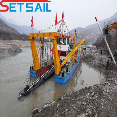 24 inch Cummins Diesel Engine Power Cutter Zuigdredger met en 2t Anker Gewicht