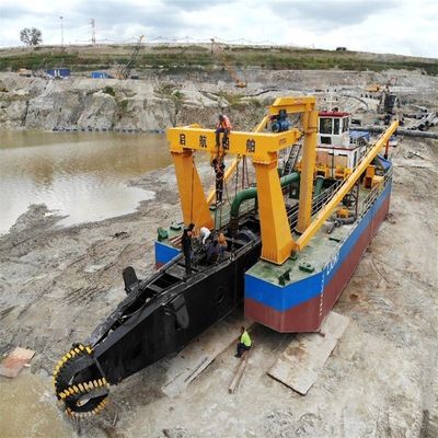 Hoofdkapper-zuigdregger van 57 m met 1900 R/M-rotatiesnelheid en lange werktijd