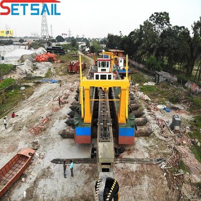 Krachtige Diesel Cutter Zuigdredger met 3500m3 waterstroom en een geluidsterke dieptemeter