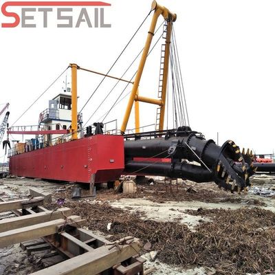 Levenslange naverkoopservice 15m Baggerdiepte Dieselmotor Bagger voor waterstroom 5000m3