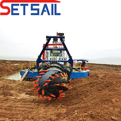 180000.000kg Pakket Bruto Gewicht Dieselmotor 18 inch Cutter Suction Dredger voor zand