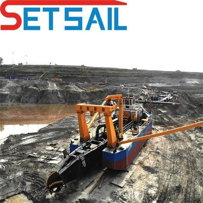 18 Inch Cutter Suction Dredger met capaciteit rivier zandpomp en Cumins 1137 Kw motor