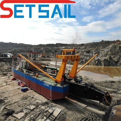 18 Inch Cutter Suction Dredger met capaciteit rivier zandpomp en Cumins 1137 Kw motor