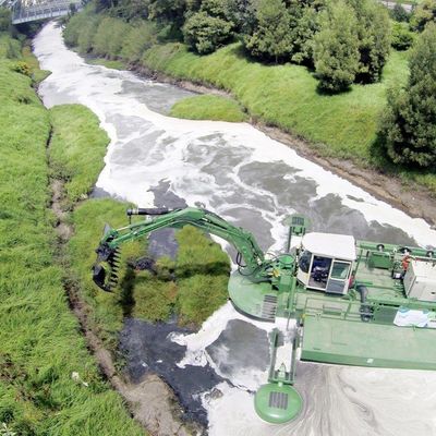 120m3-700m3/h Capaciteit Op maat gemaakte dieselmotorkracht Hydraulische amfibische zandbad