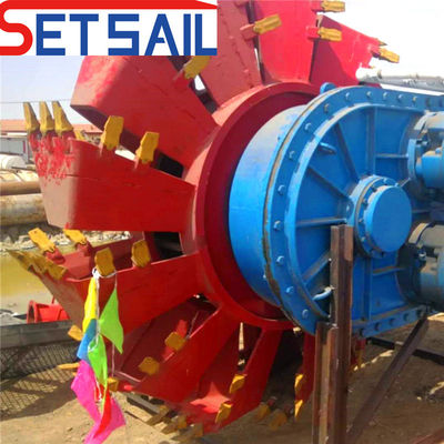 QHWBD-24 Wheel Bucket Mud Dredger met 2500m3 waterstroom en 800m-5000m ontladingsafstand