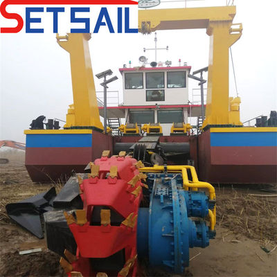 3900.00cm * 860.00cm * 225.00cm Pakketgrootte Dredger voor zand modder Dredging in rivier