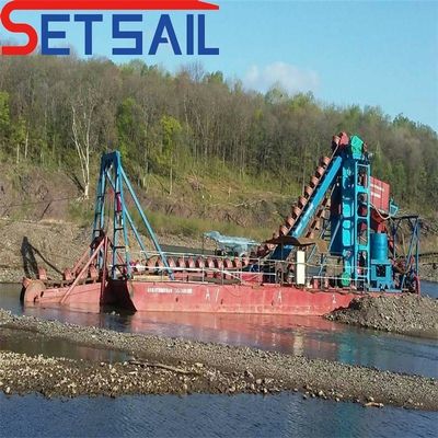 River Gold Mining Machinery met een totale lengte van 24m-38m en een emmercapaciteit van 0,035-0,08m3