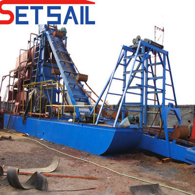 37kw-200kw Graven van de hoofdmotor Power Chain Bucket River Mining Dredger voor Lake Diamond