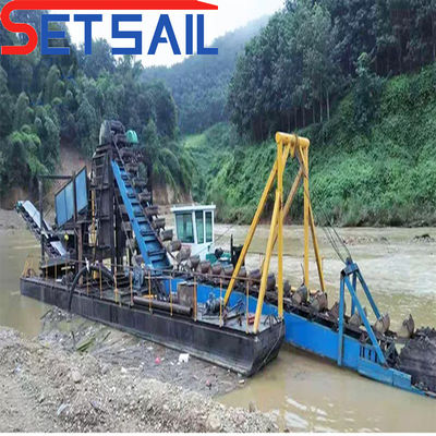 Hydrocyclone Gold Diamond Mining Dredger met een totale lengte van 24-38 m en een agitatie-schacht