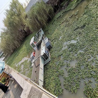 Water Hyacinth Reiniging Professionele Water Weed Harvester met 3,5-5kn/H Werksnelheid